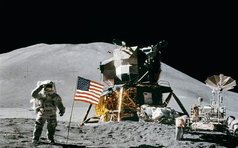 Unlocking the Secrets of Lunar Farming: Moonganic's Lunar Agriculture Project